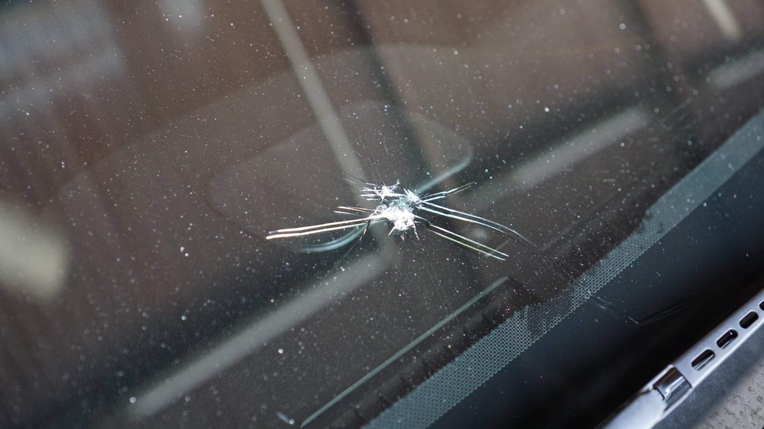 windshield crack repair Memphis Eden Auto Glass